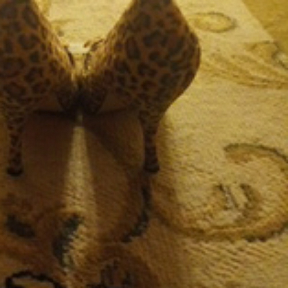 Shoes - Picture 3 of 3